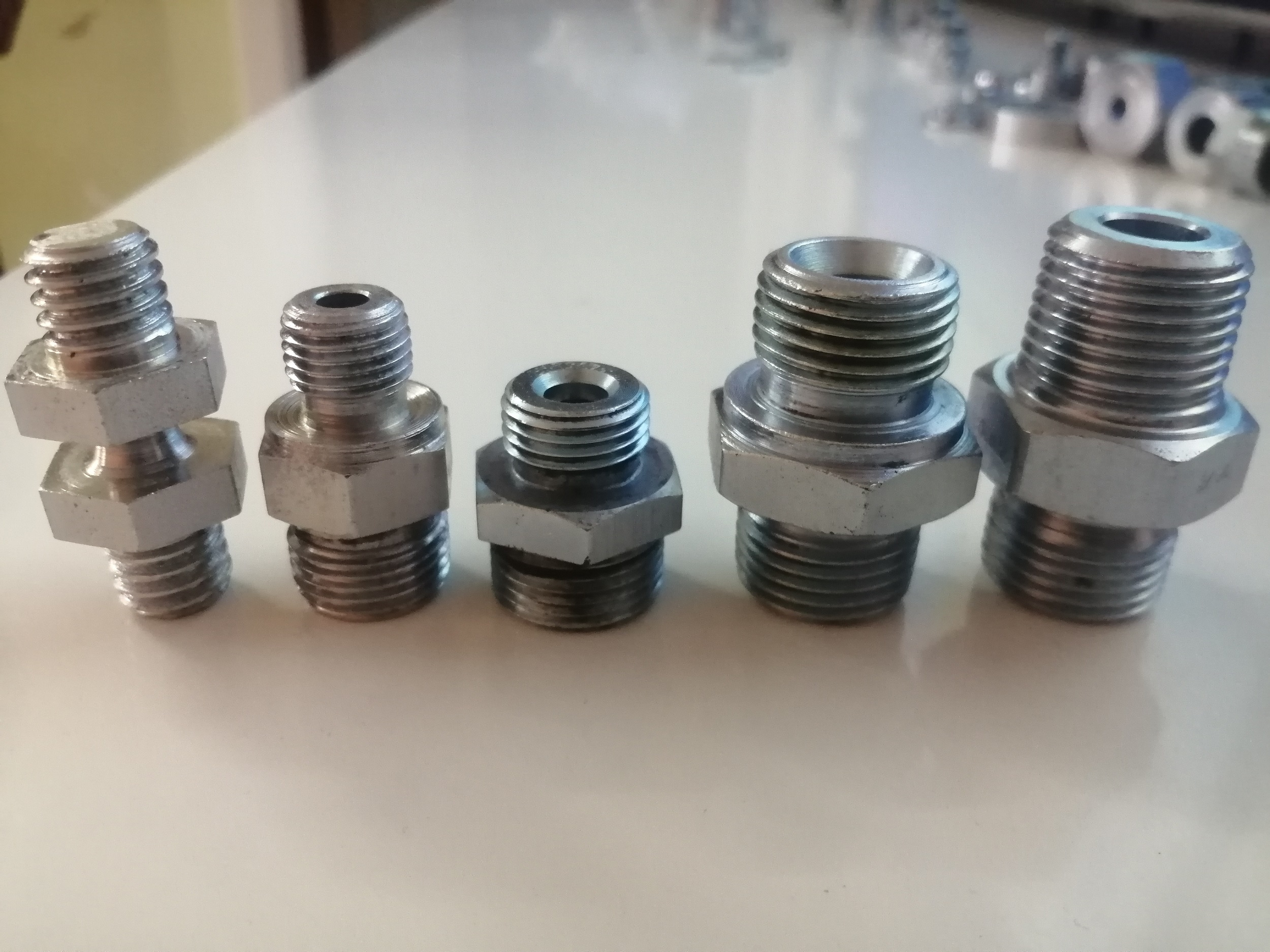 Hex Nipple Fitting Detail — thread and hex body detail